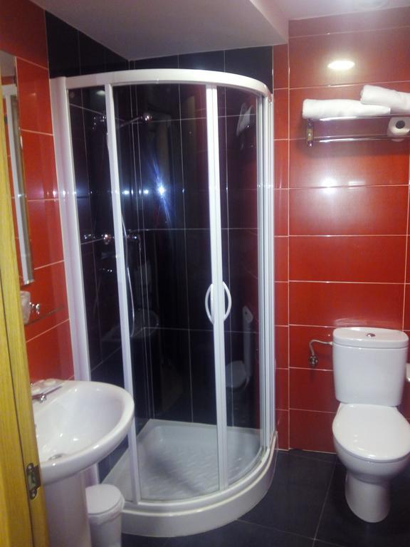 Hostal Plaza Mayor De Almazan Bagian luar foto